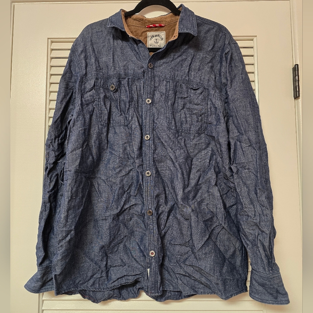 Iron and Resin - Men's Casual Denim Long-Sleeve Button-Up Shirt